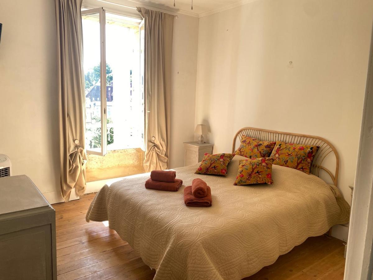 Residence Les Trois Jardins Avec Wifi Et Parking Gratuit Sarlat Esterno foto